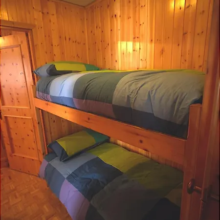 Apartment A Stone's Throw From The Slopes In