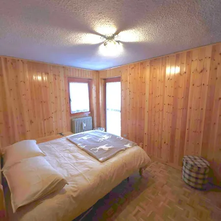 A Stone's Throw From The Slopes In Apartmán *