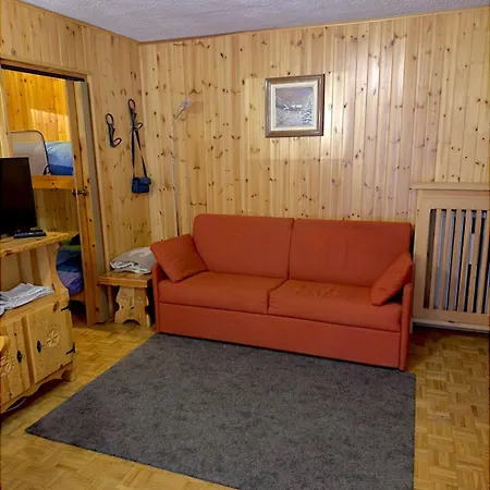 A Stone's Throw From The Slopes In Апартаменты