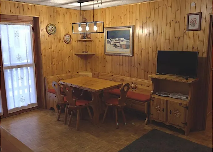 A Stone's Throw From The Slopes In Apartment Gressoney-La-Trinite